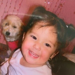 Meet your Posher, Leyla